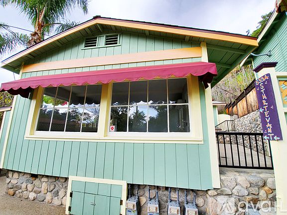 2nd image of 483 Sturtevant Dr #533-A
