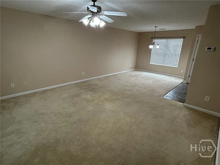 197 Bridgewater Cir — Photo 2