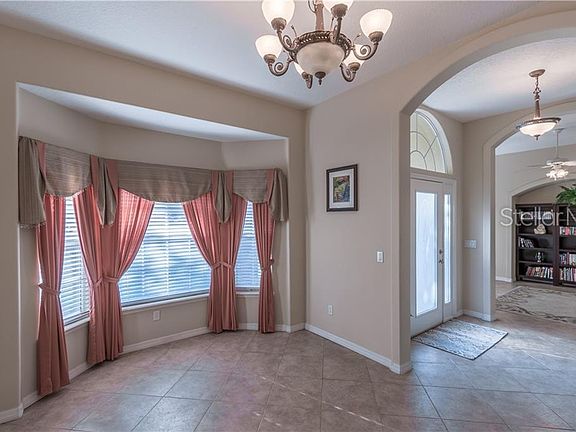 3rd image of 11017 Arrowtree Blvd
