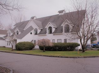 39 Lime Ridge Rd APT B5, Poughquag, NY 12570