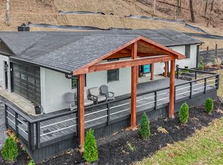 1749 N Blue Bluff Rd, Martinsville, IN 46151