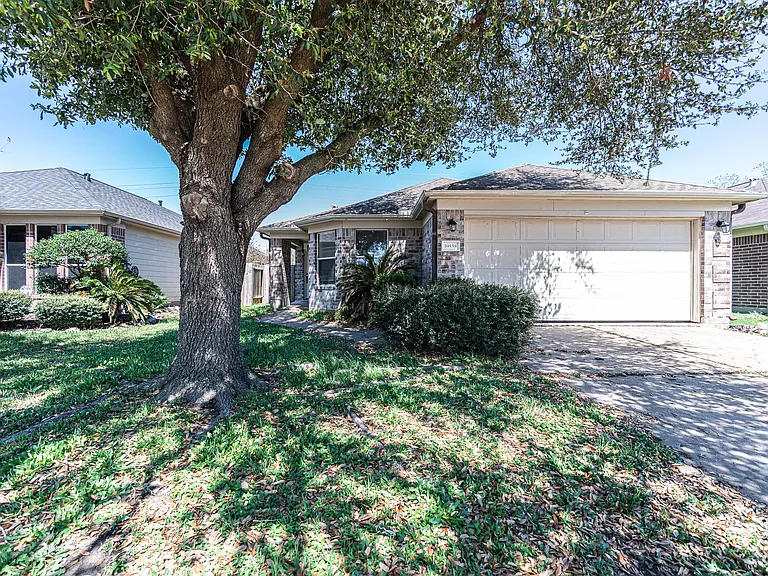 19538 Narcissus Brook Ln — Photo 22