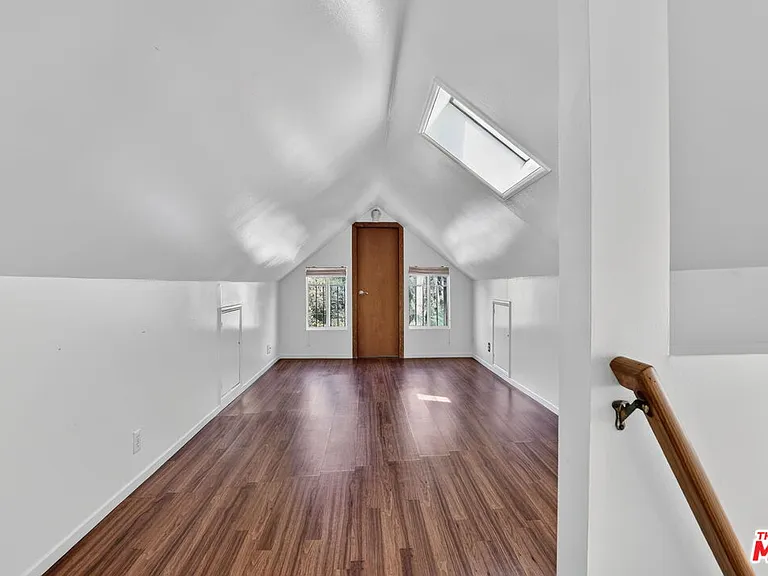 21549 Summit Trl — Photo 17