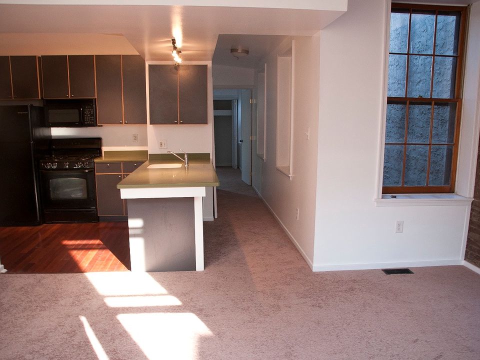 1st image of 909 N American St #A