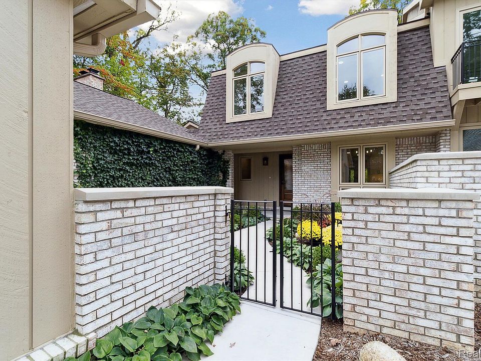 1st image of 1103 Ivyglen Cir
