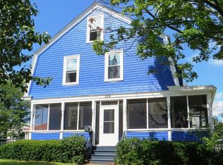 526 Power Rd, Pawtucket, RI 02860