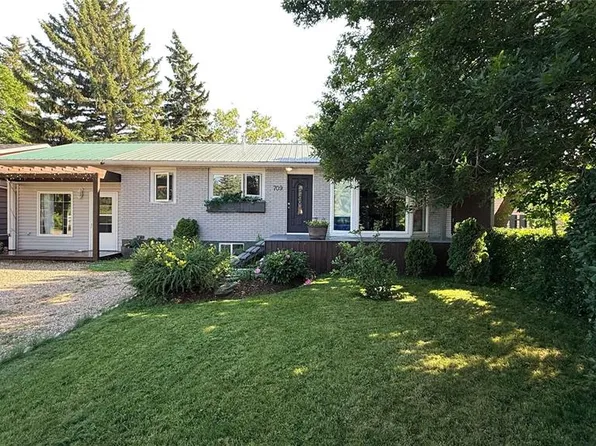 709 Prospect AVENUE, Oxbow, SK S0C 2B0