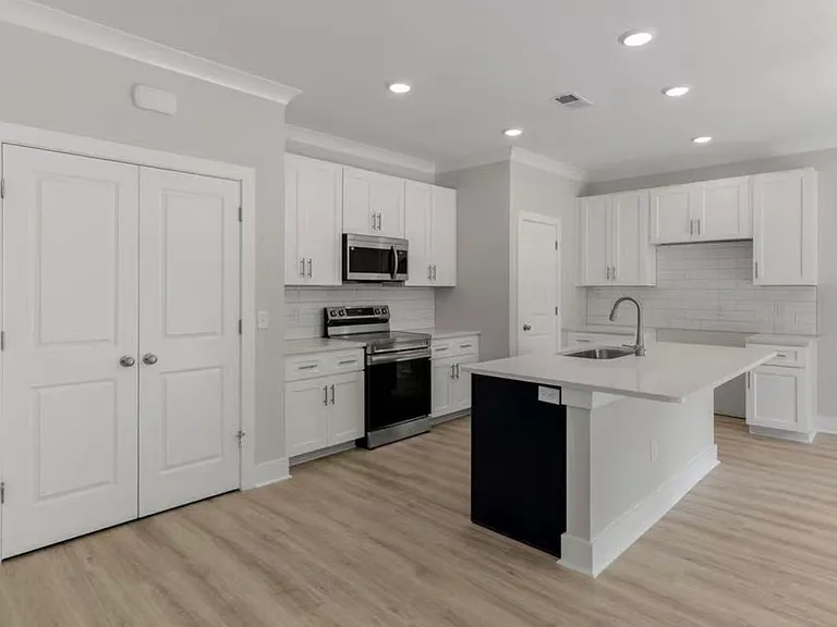 210 Triton Ln — Photo 7