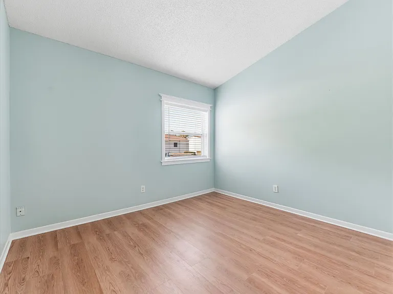 4233 La Sorrento Ct — Photo 12