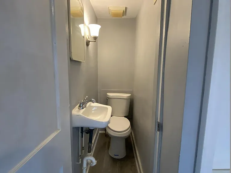1804 Brown St — Photo 15