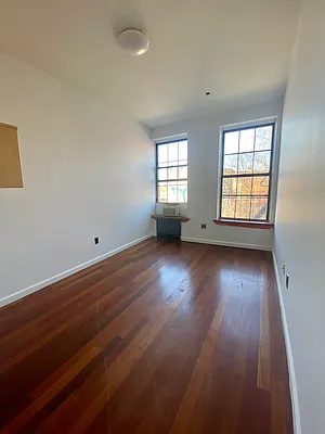 Rented by Hagstrom Management Inc | media 7