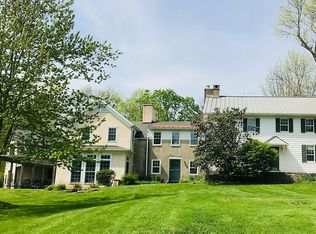 15 Woodens Ln, Lambertville, NJ 08530