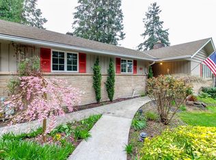 217 SW 176th Pl, Seattle, WA 98166