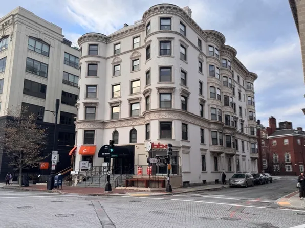 636 Beacon St APT 404, Boston, MA 02215