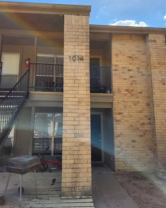 1st image of 1014 Gunnison St #B
