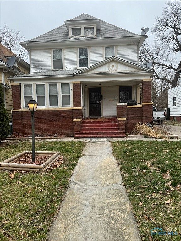 1146 Prospect Ave, Toledo, OH 43606 | Zillow