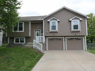 802 Minnie Ave, Belton, MO 64012