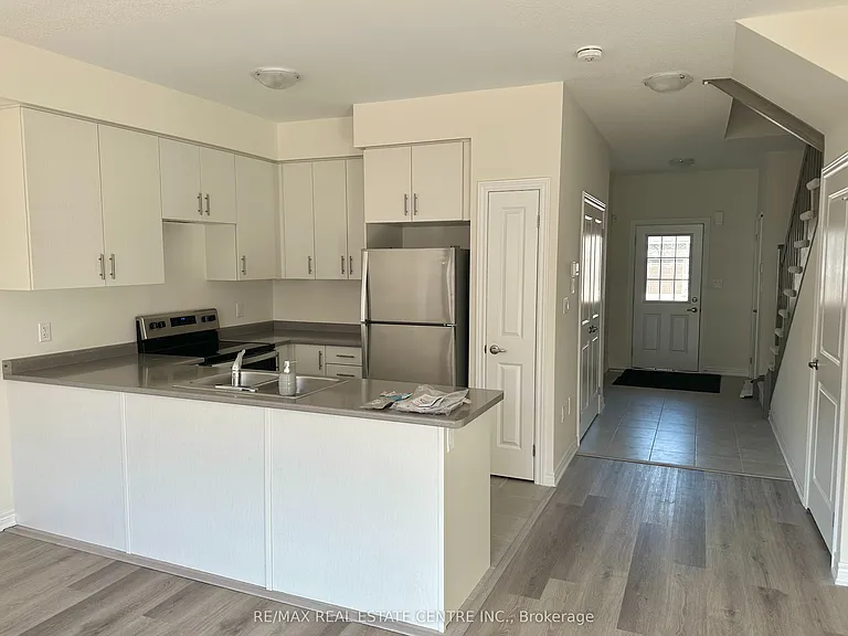 80 Pinot Cres — Photo 5