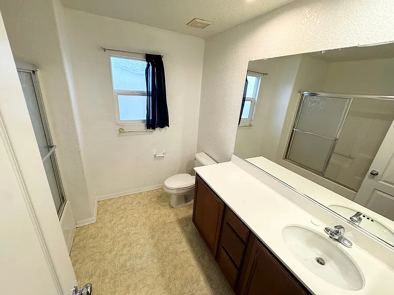44341 Camellia St — Photo 23