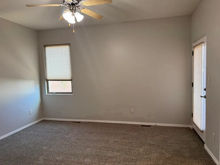 1619 Cheshire Ct NW — Photo 15