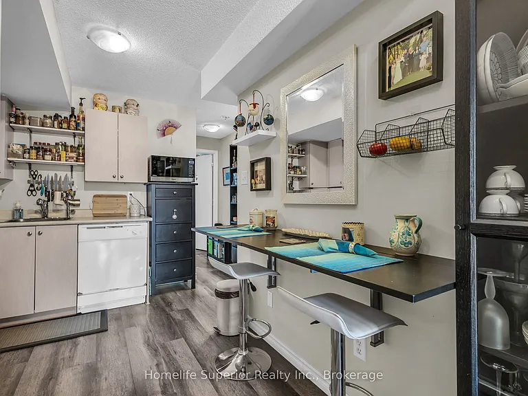 139 Brighton St #12C — Photo 18