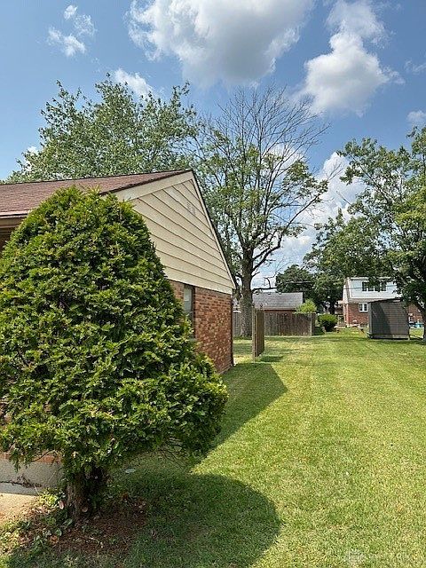 2nd image of 4117 Maricarr Dr