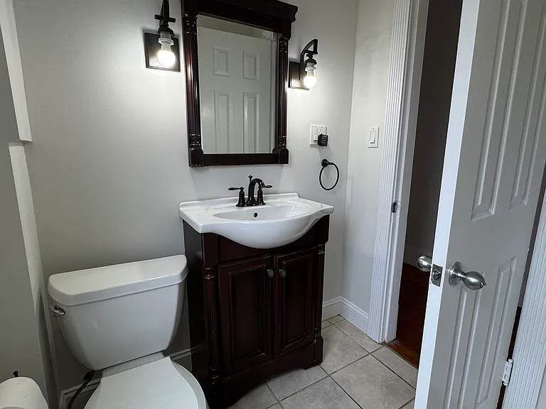 15 Brandon Ave — Photo 16