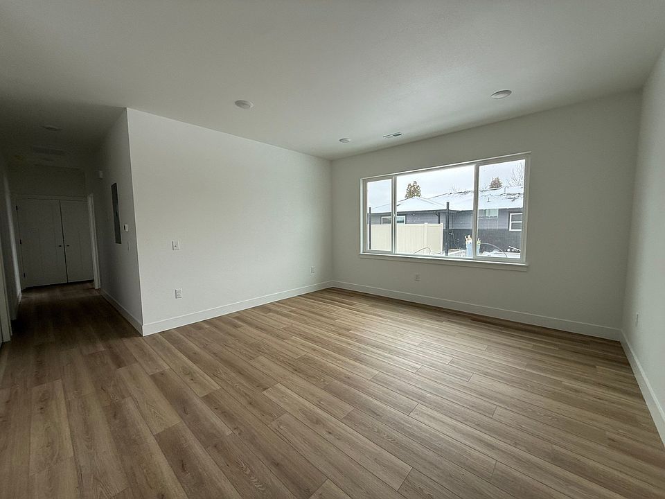 1st image of 2519 Arnold Ln
