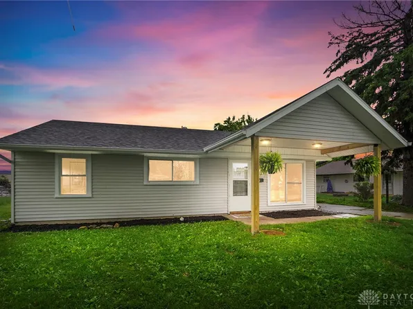 1923 Portage Path, Springfield, OH 45506