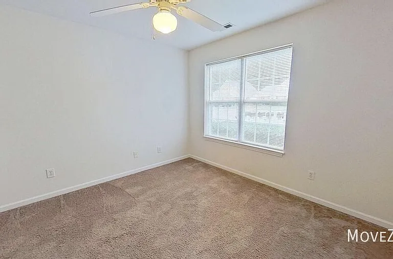 305 Saint Rosea Dr — Photo 15