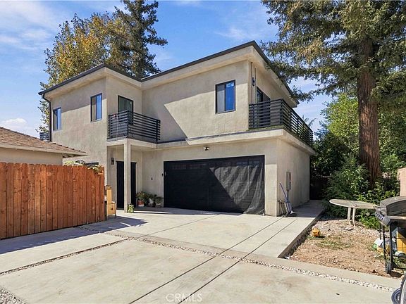 4th image of 8633 Zelzah Ave