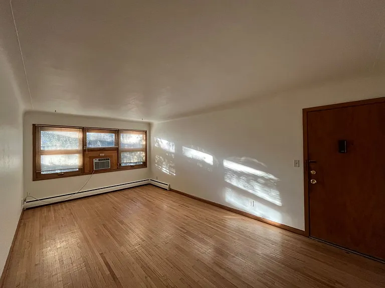 1207 Danforth St — Photo 38
