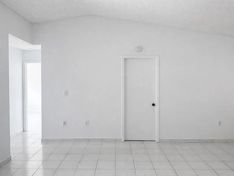 7891 W 29th Way — Photo 3