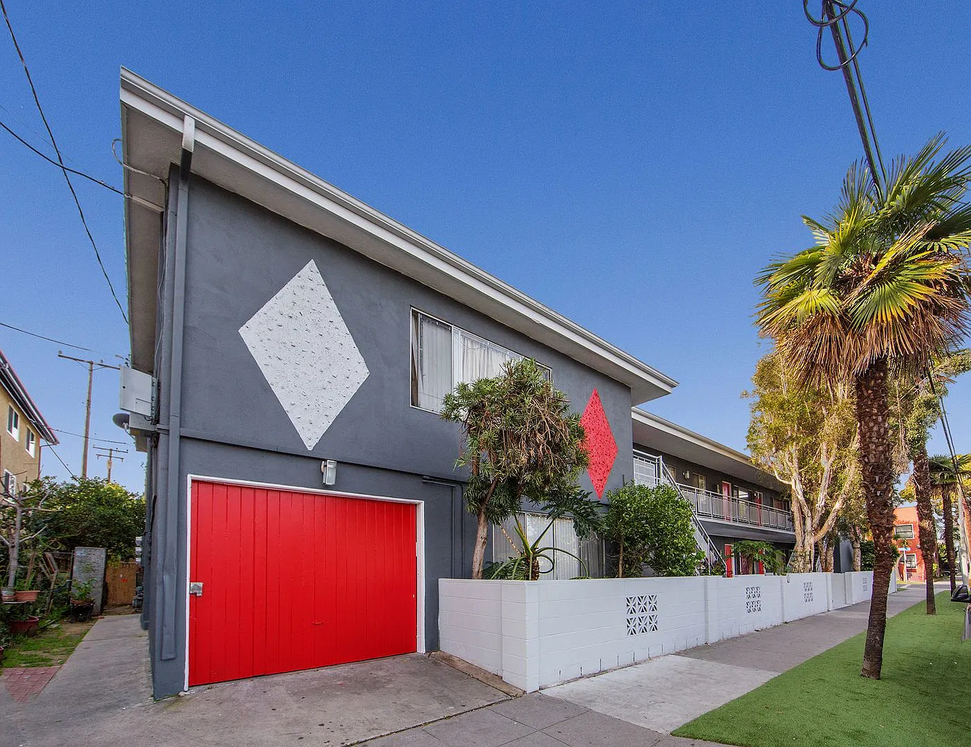 Beautiful 1 Bedroom Apartment Centrally Located in Long Beach! Available soon! — Photo 3