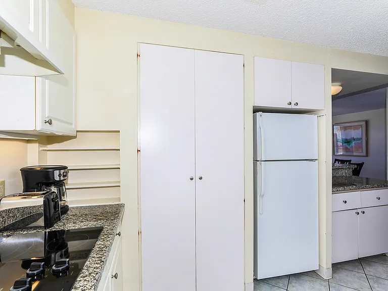 1910 Ala Moana Blvd #21B — Photo 24