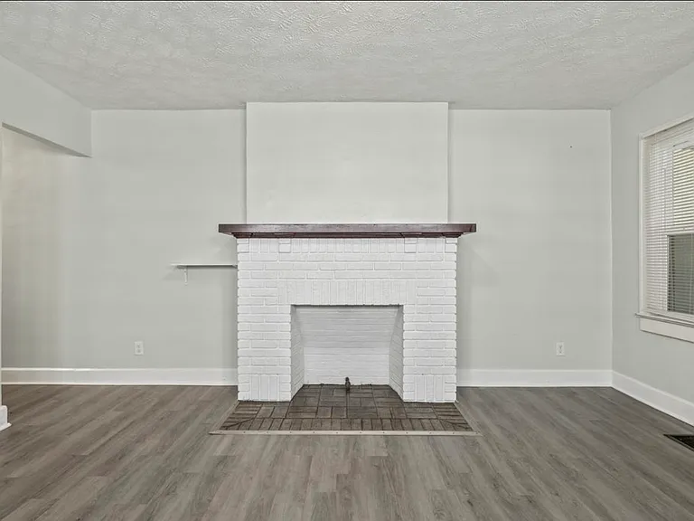 3624 N Illinois St — Photo 7