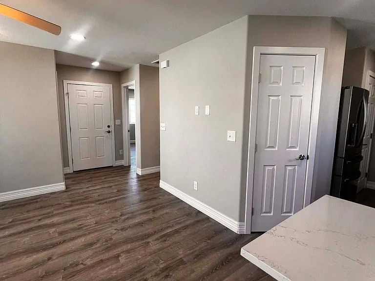 396 Riverfront Dr — Photo 82