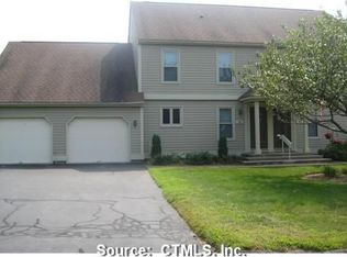 89 Colonial Hill Dr, Wallingford, CT 06492