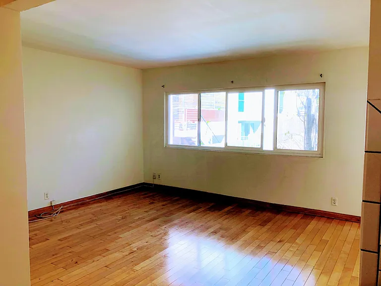 3335 Rowena Ave #6 — Photo 7