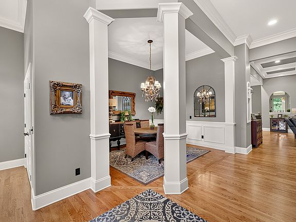 5th image of 118 Beth Ct