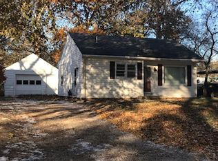 323 NE Sumner St, Topeka, KS 66616