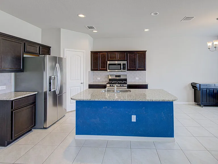 6705 Loretta White Ln — Photo 21