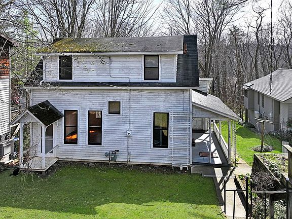 3rd image of 115 Treva Ave
