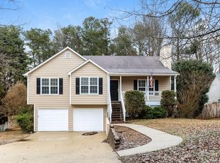 26 Maddox Rd, Acworth, GA 30102