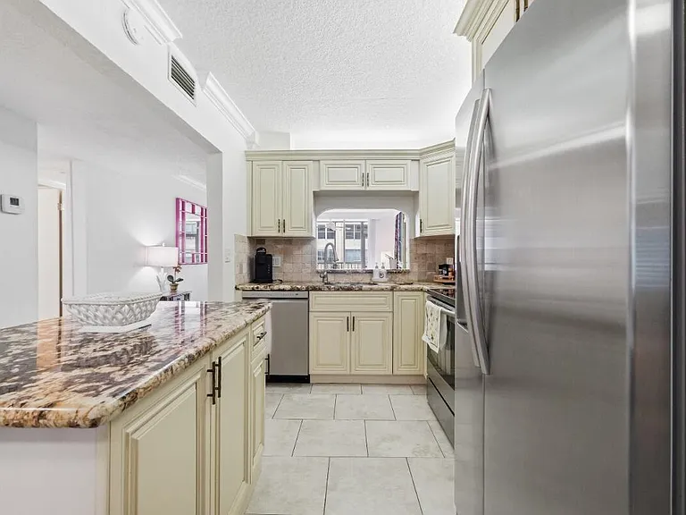 777 S Federal Hwy #104-L — Photo 30
