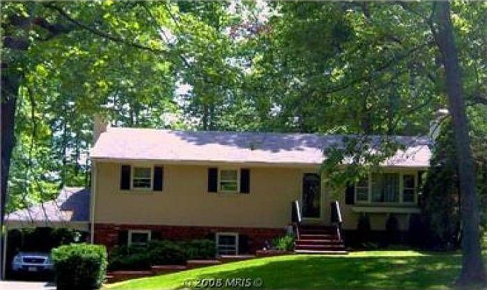 BEAUTIFUL Brick Rambler