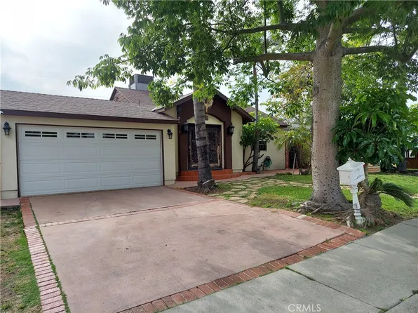 8355 Murietta Ave, Panorama City, CA 91402