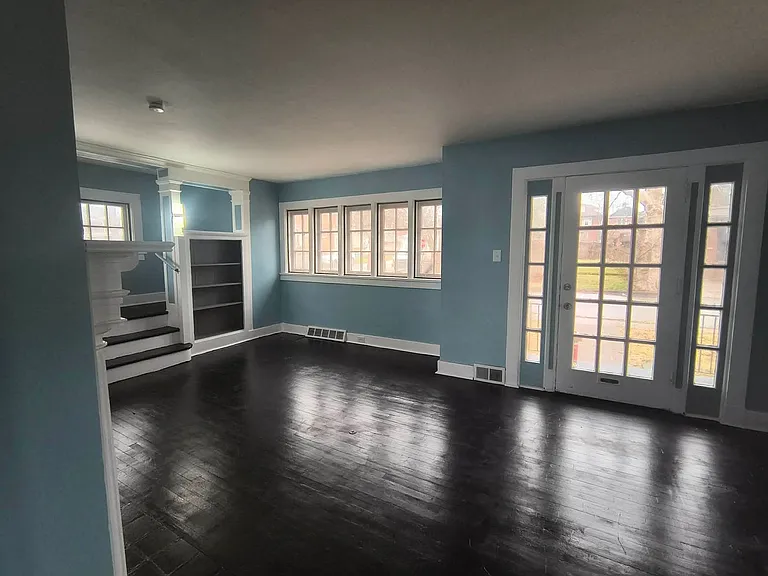 800 Richford St — Photo 13