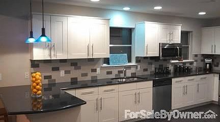 3rd image of 3001 Lynridge Dr
