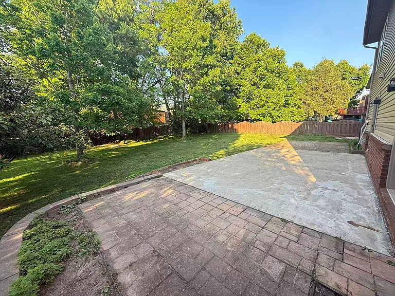 1196 Lacy Ln — Photo 24
